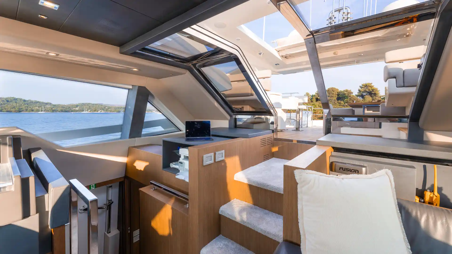 MORNING STAR gallery image 27