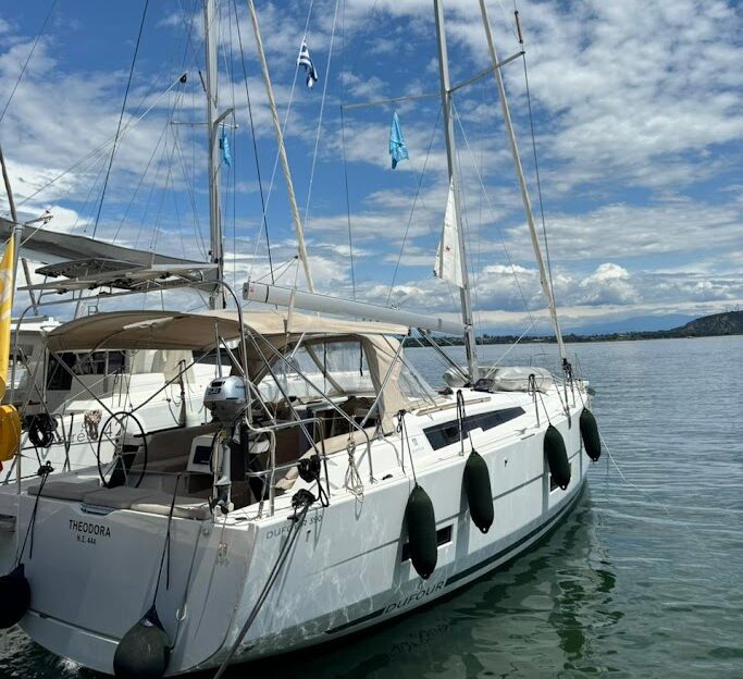  DUFOUR 390 THEODORA