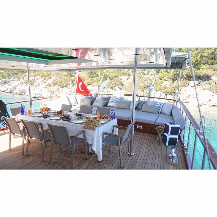 MOTTO gallery image 26