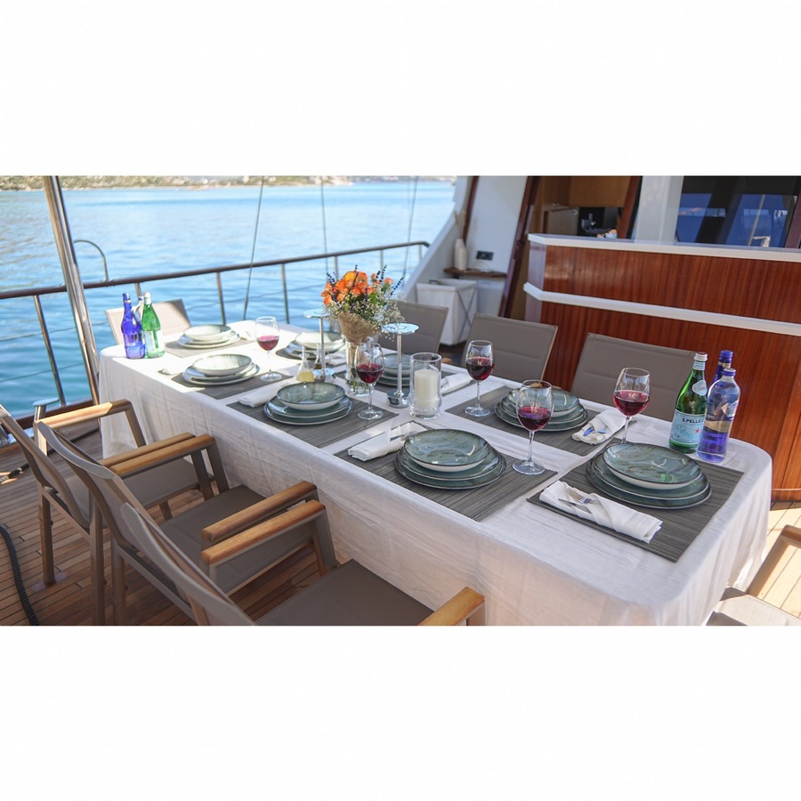 MOTTO gallery image 27